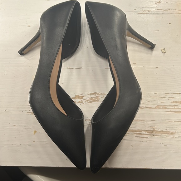 Black heels - Picture 2 of 5